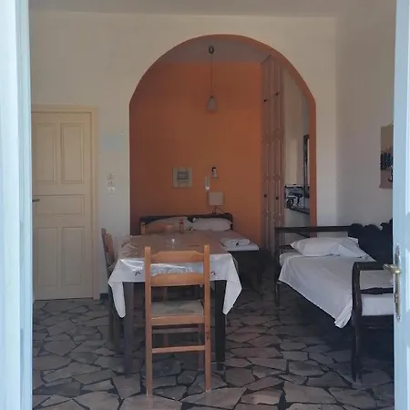 Vocamvilia Apartamento Kamári